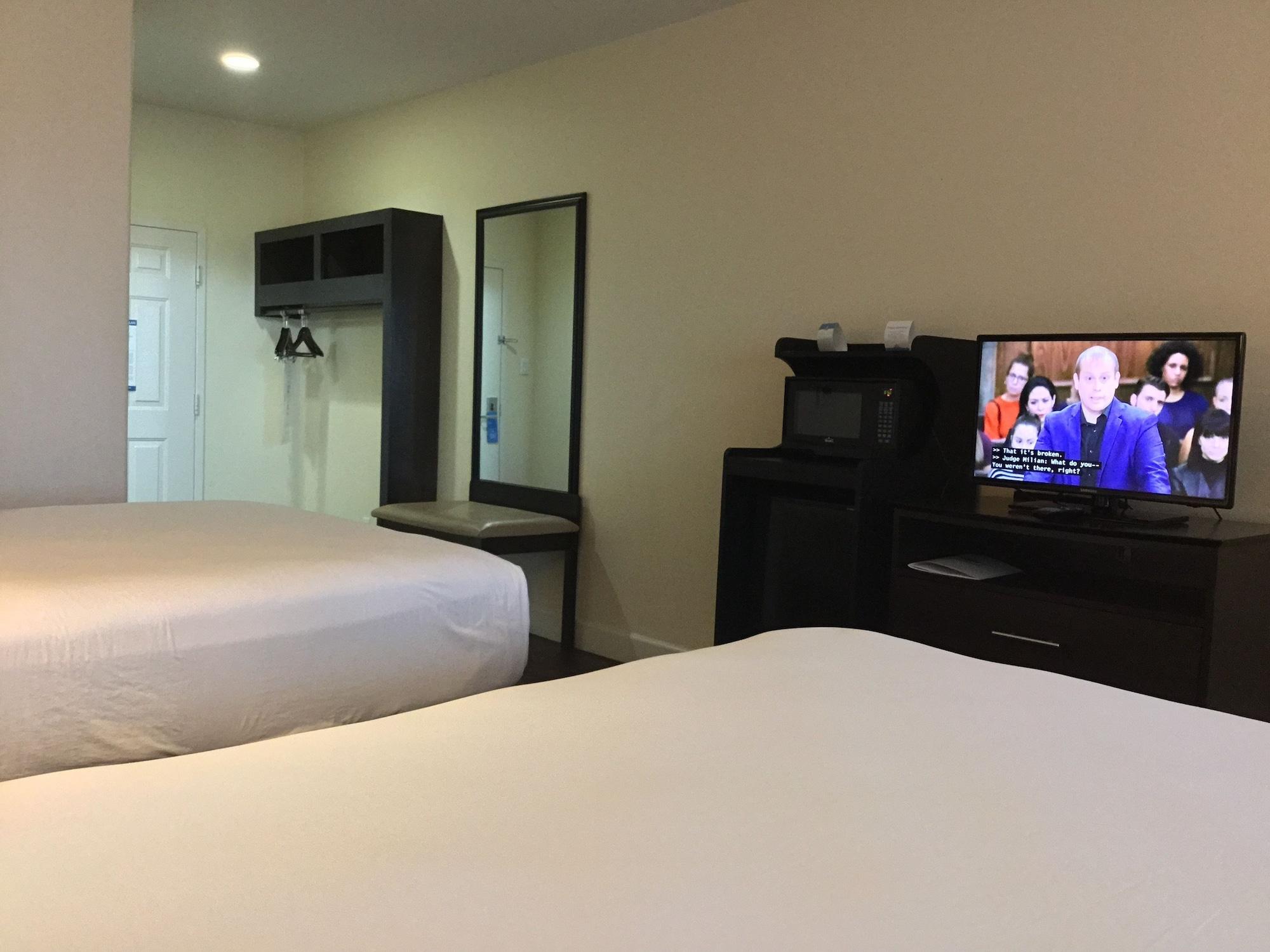 Days Inn & Suites By Wyndham Galveston West/Seawall Экстерьер фото