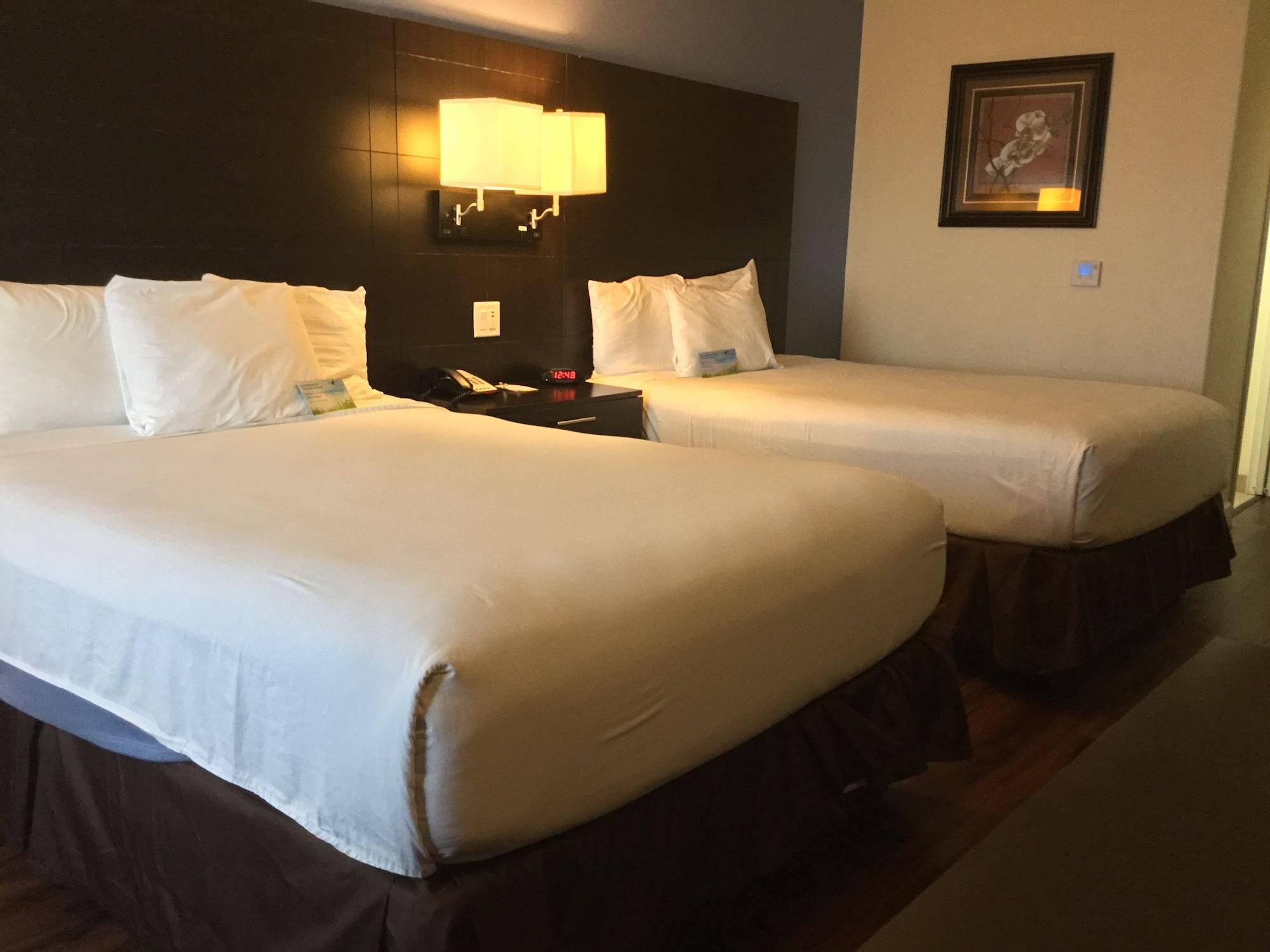 Days Inn & Suites By Wyndham Galveston West/Seawall Экстерьер фото