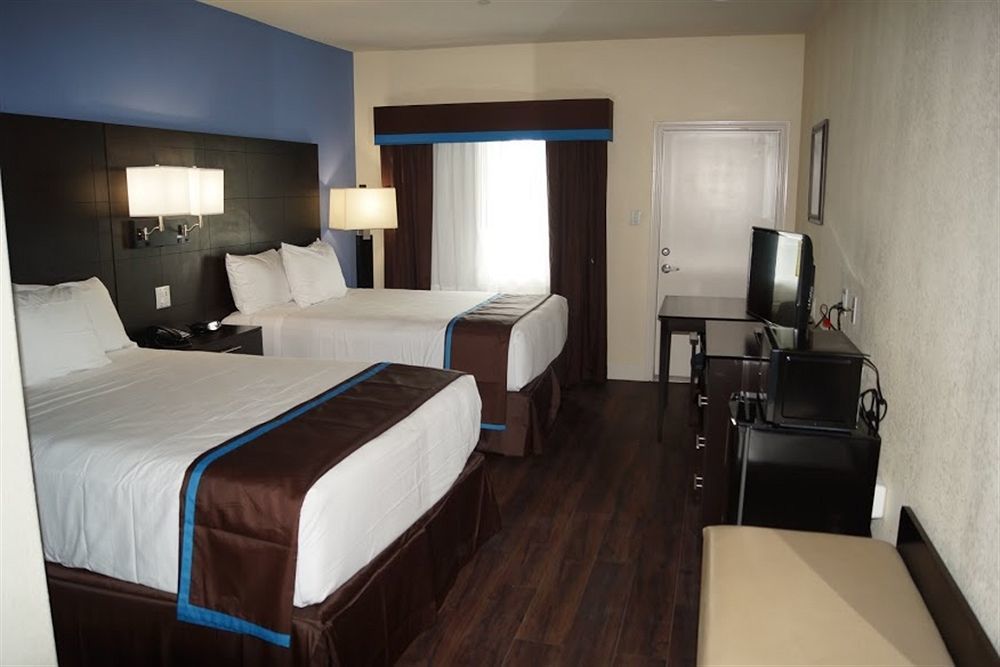 Days Inn & Suites By Wyndham Galveston West/Seawall Экстерьер фото